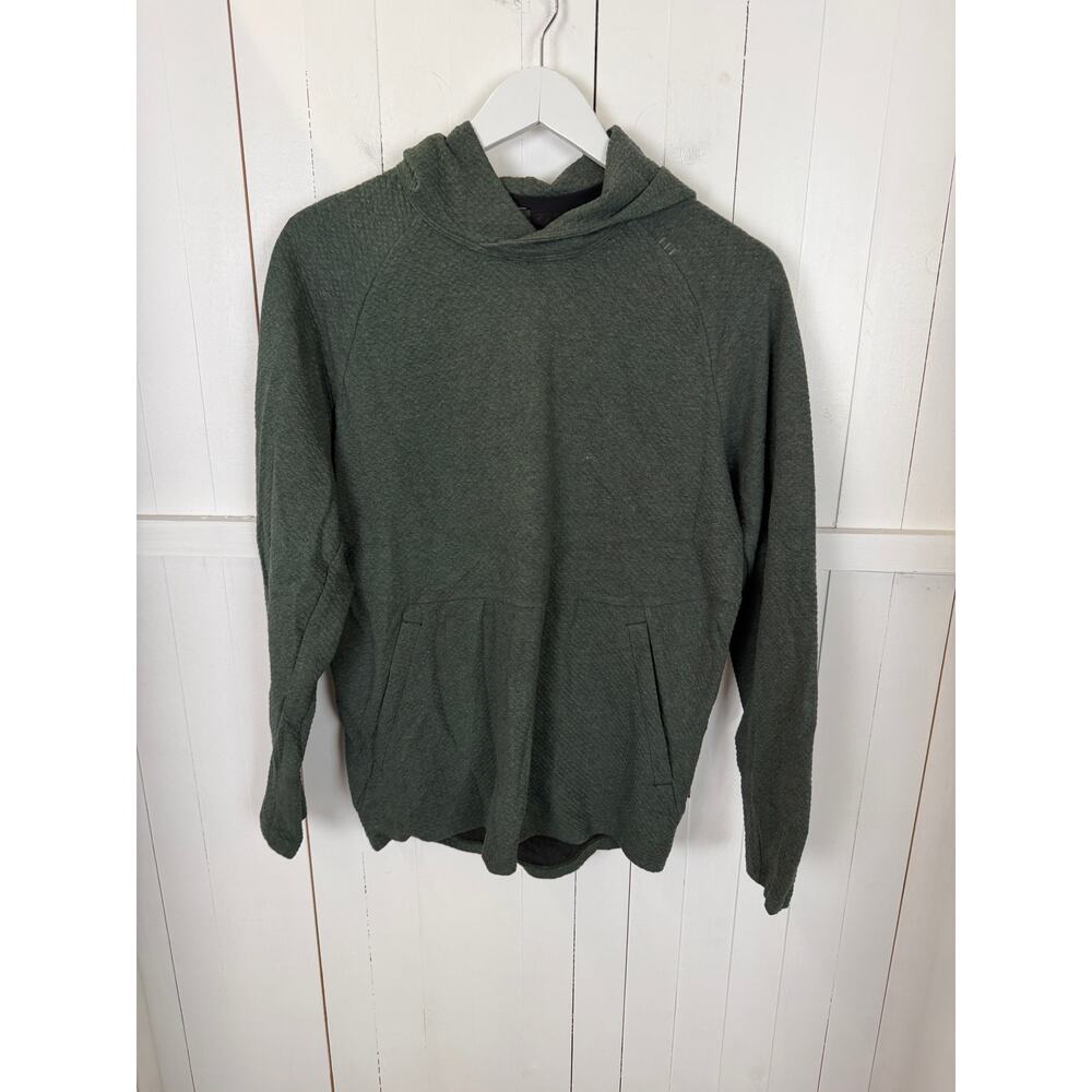 Lululemon Men's Green Pullover Hoodie Size S